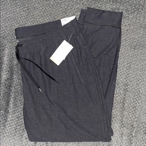Old Navy Active Joggers *NWT* XL, Gray